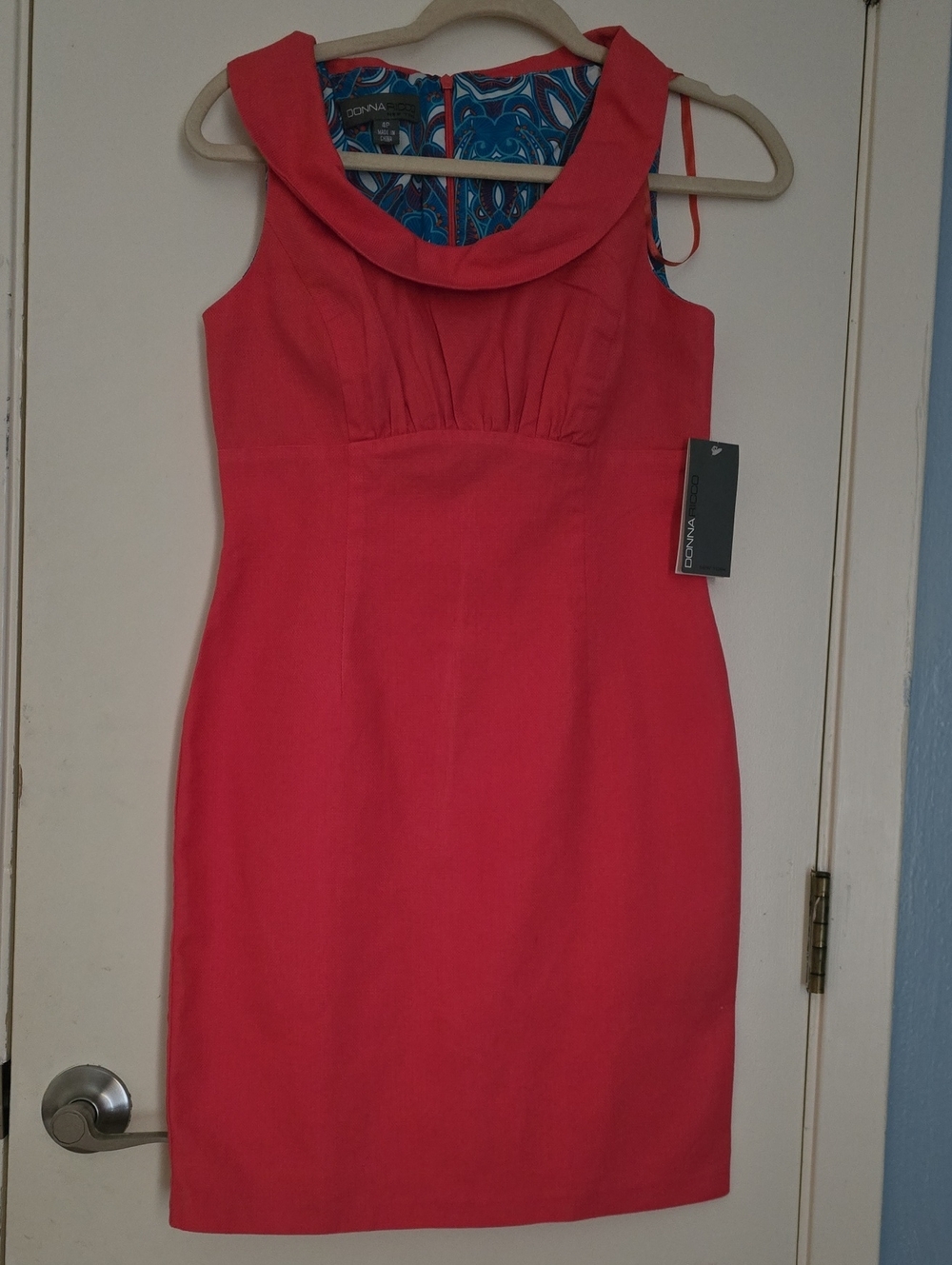 Donna Ricco Coral-Pink Sleeveless Sheath Dress with Cowl Neck Sz 4P